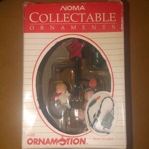 NOMA Collectable Ornaments with Ornamotion - Festive Red and White